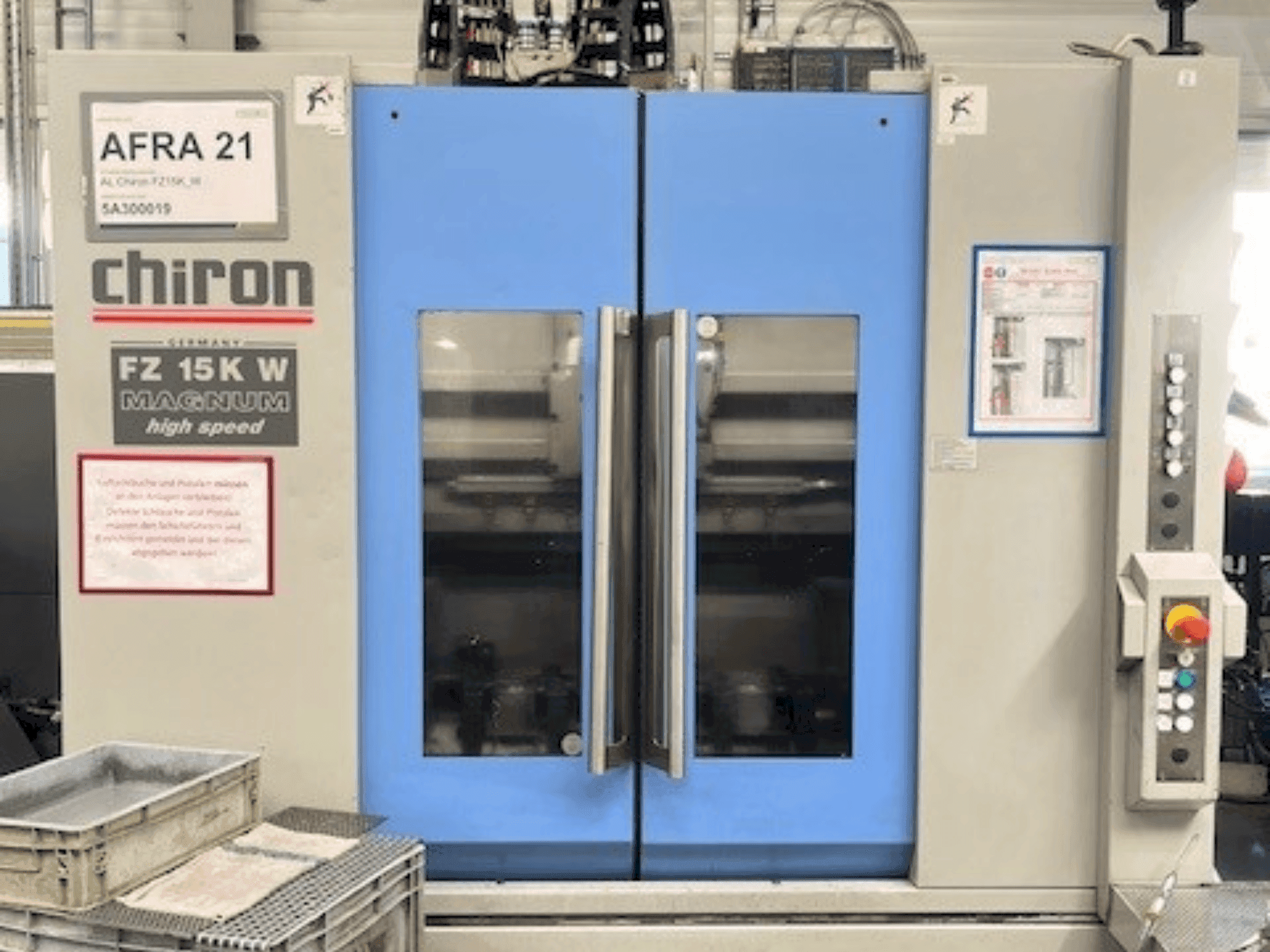 CHIRON FZ 15 KWM HS Mašinos vaizdas iš priekio