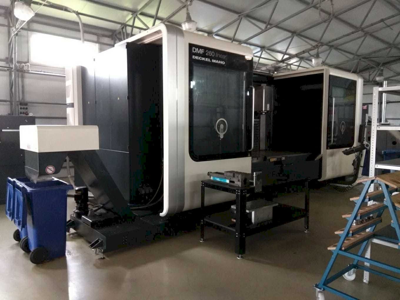 DECKEL MAHO DMF 260 linear Mašinos vaizdas iš priekio