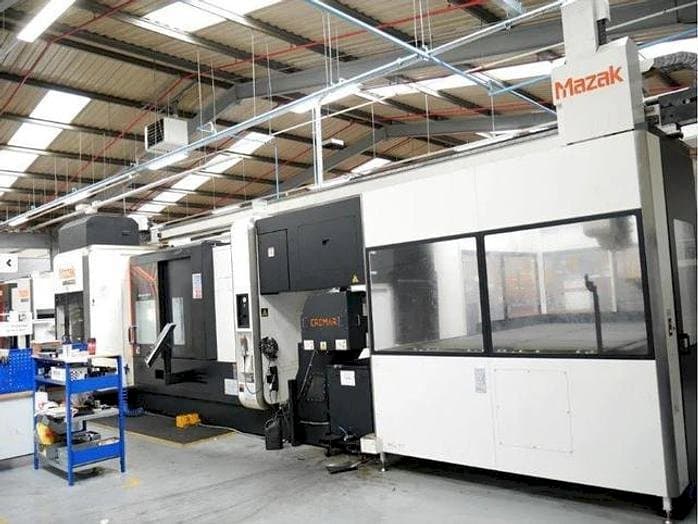 Mazak INTEGREX i-400 ST Mašinos vaizdas iš priekio