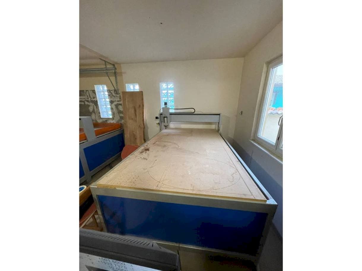 ALTMAN T2 Mašinos vaizdas iš priekio