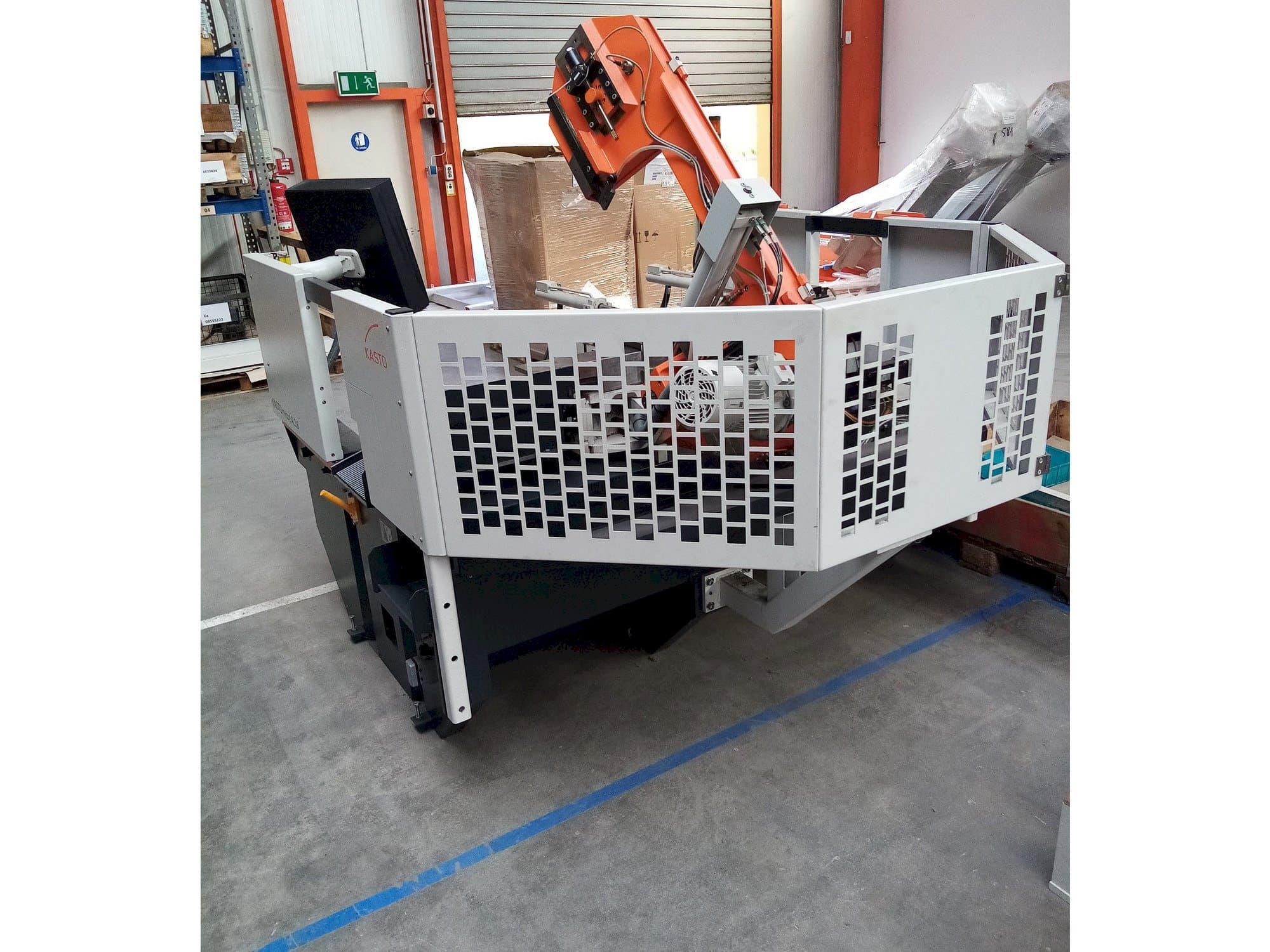 KASTO micut A 2.6 Mašinos vaizdas iš priekio