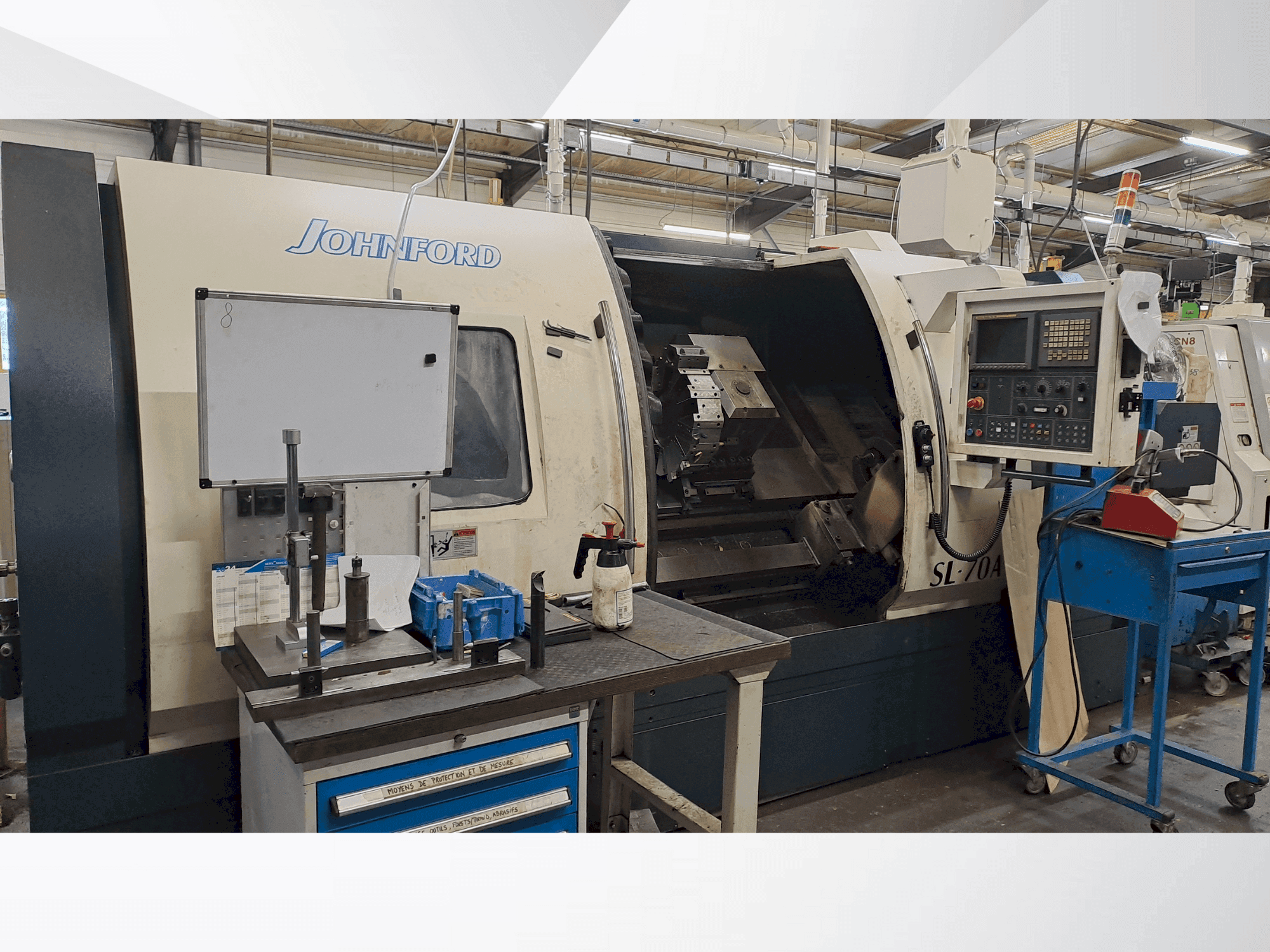 Johnford SL-70A Mašinos vaizdas iš priekio