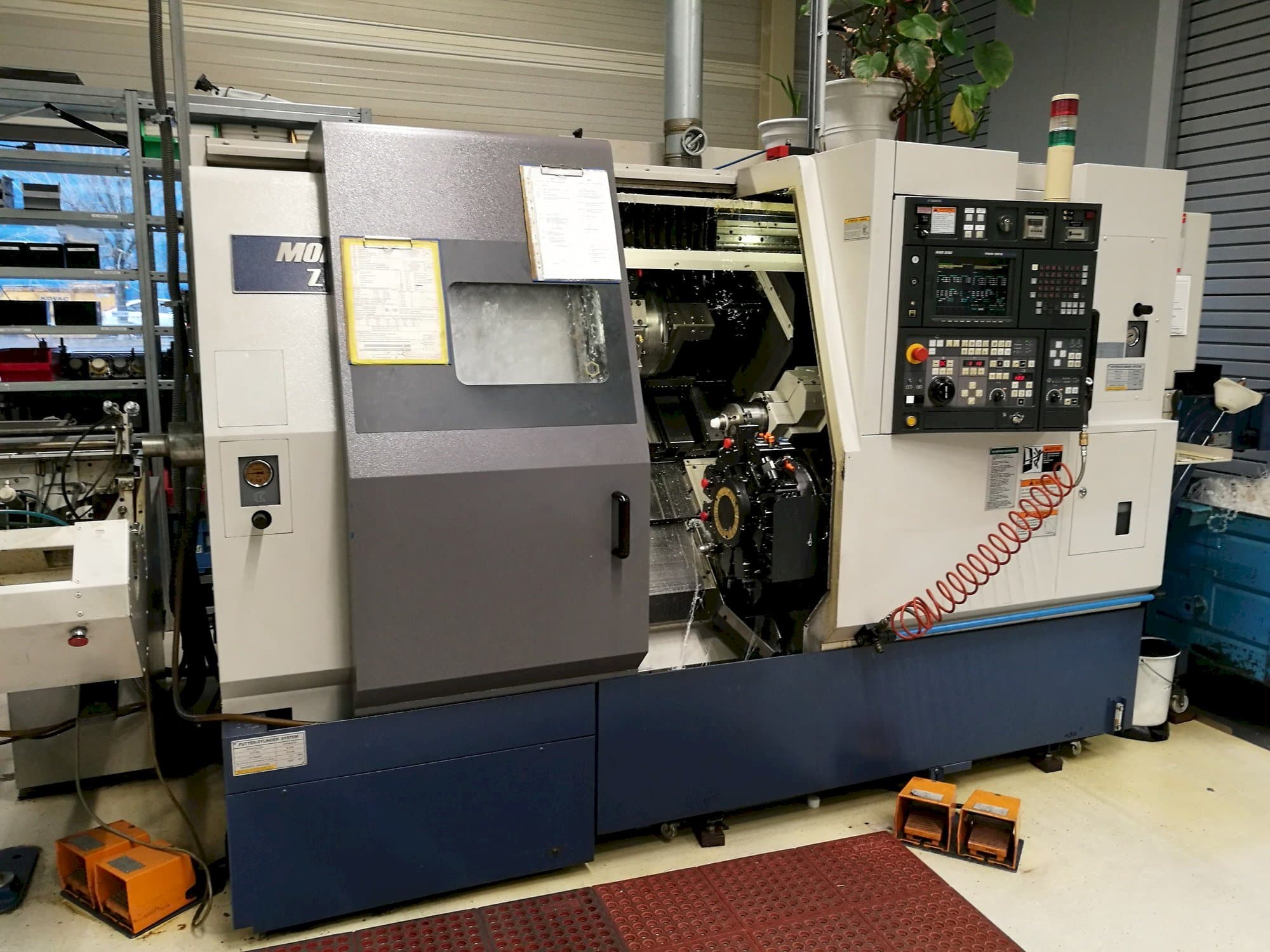 MORI SEIKI ZL 150 MSC Mašinos vaizdas iš priekio
