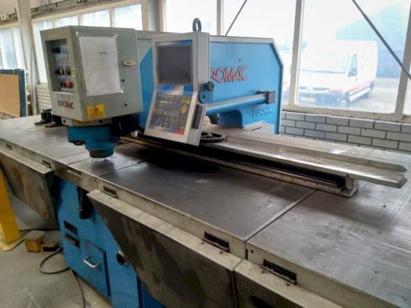 Euromac CX 1000/30 Mašinos vaizdas iš priekio