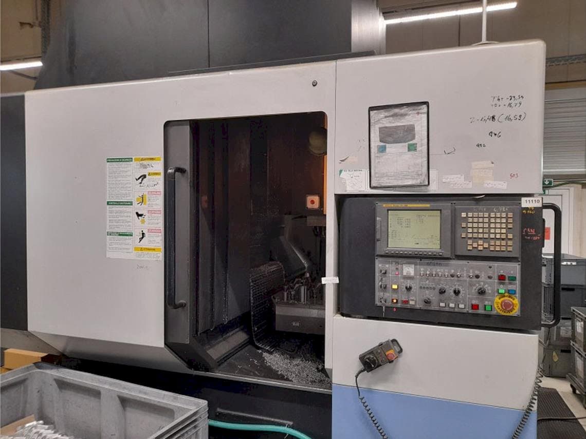 Doosan VC 500 Mašinos vaizdas iš priekio