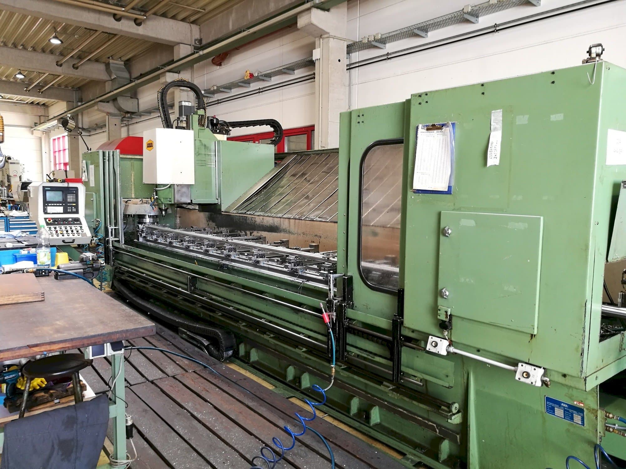 AXA VSC 3 Mašinos vaizdas iš priekio