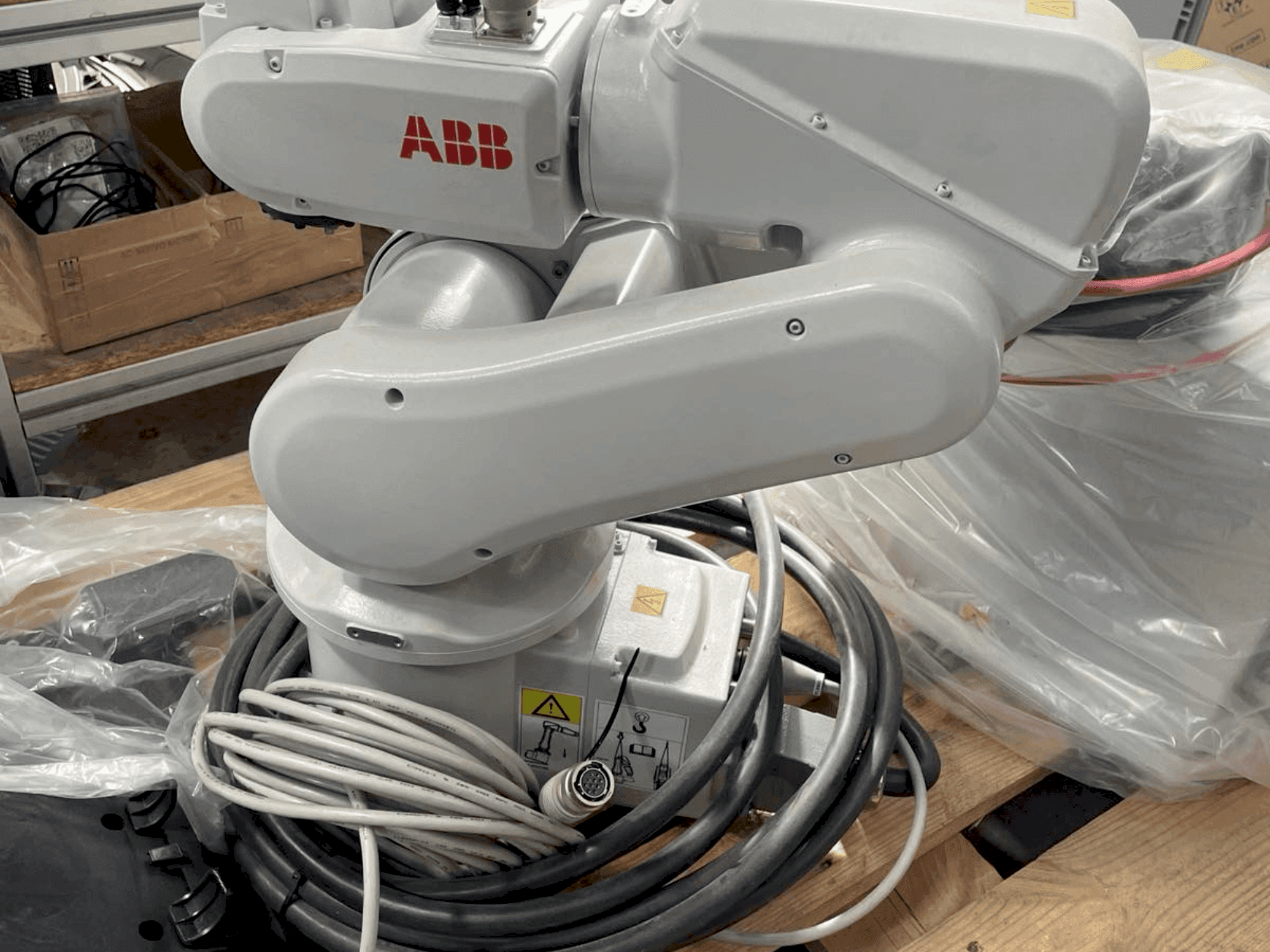 ABB IRB120-3/0.6 Mašinos vaizdas iš priekio