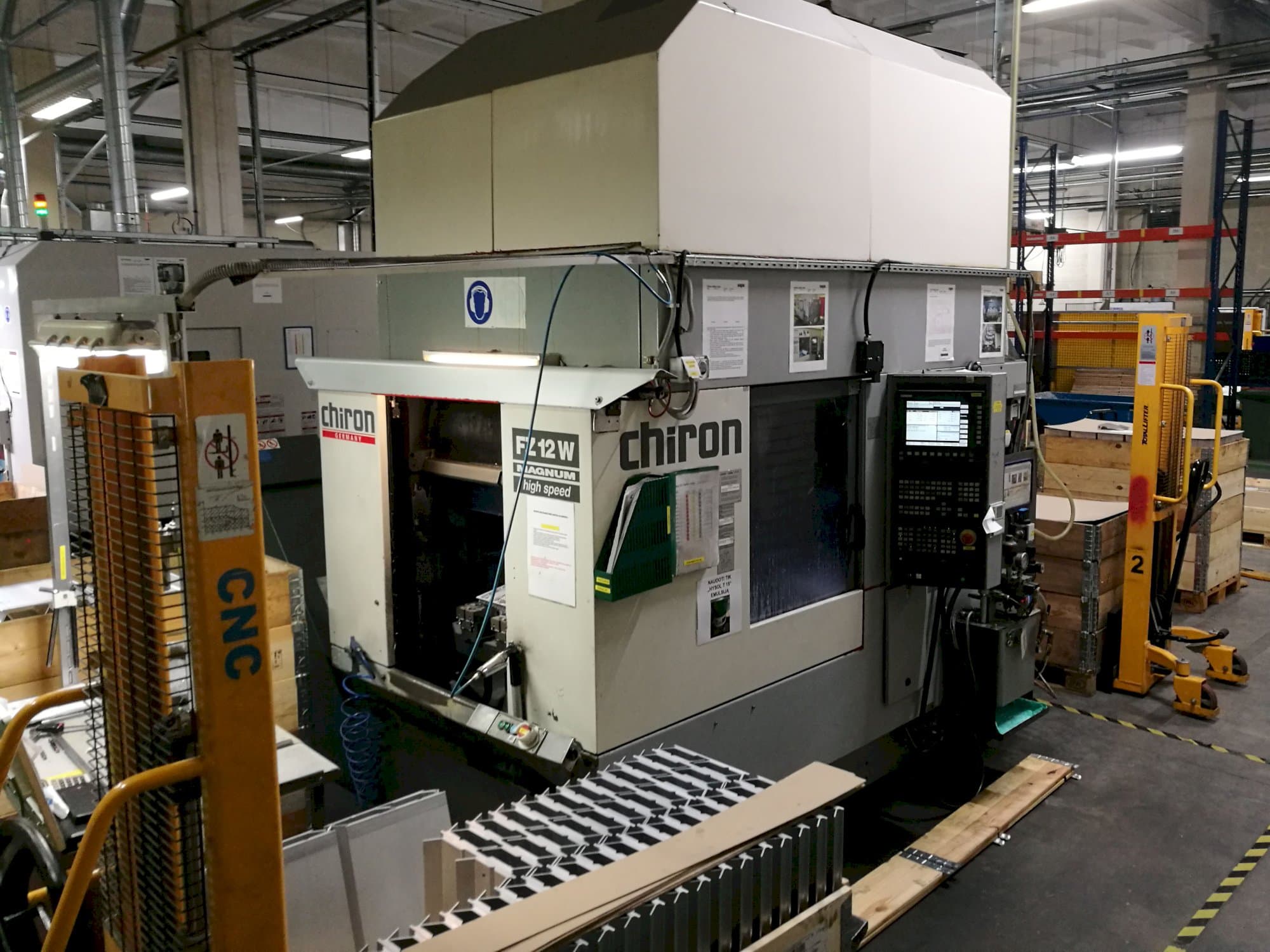 Chiron FZ 12 W Mašinos kairės pusės vaizdas