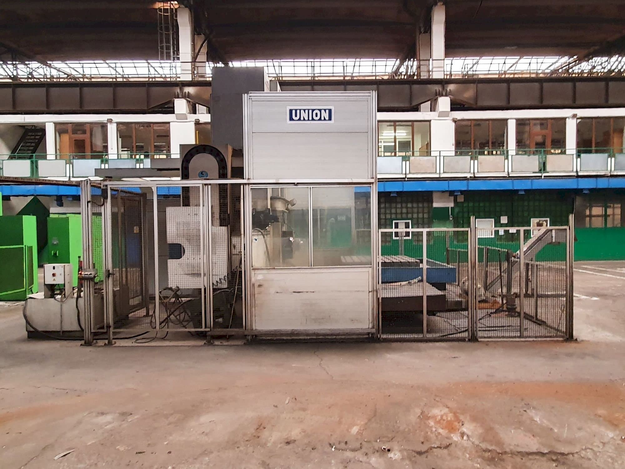 Union TC130/1 -iTNC530 Mašinos vaizdas iš priekio