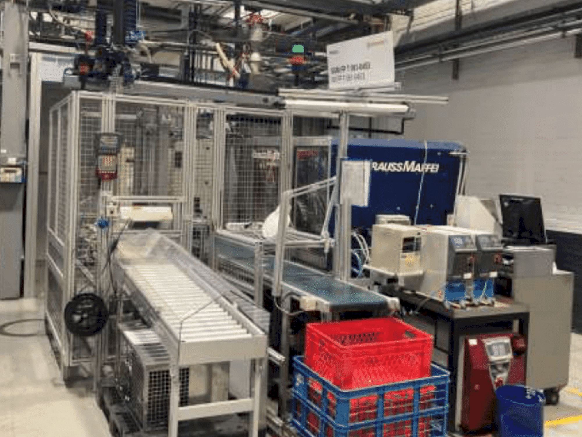 Krauss Maffei KM 125-390 C2 Mašinos vaizdas iš priekio