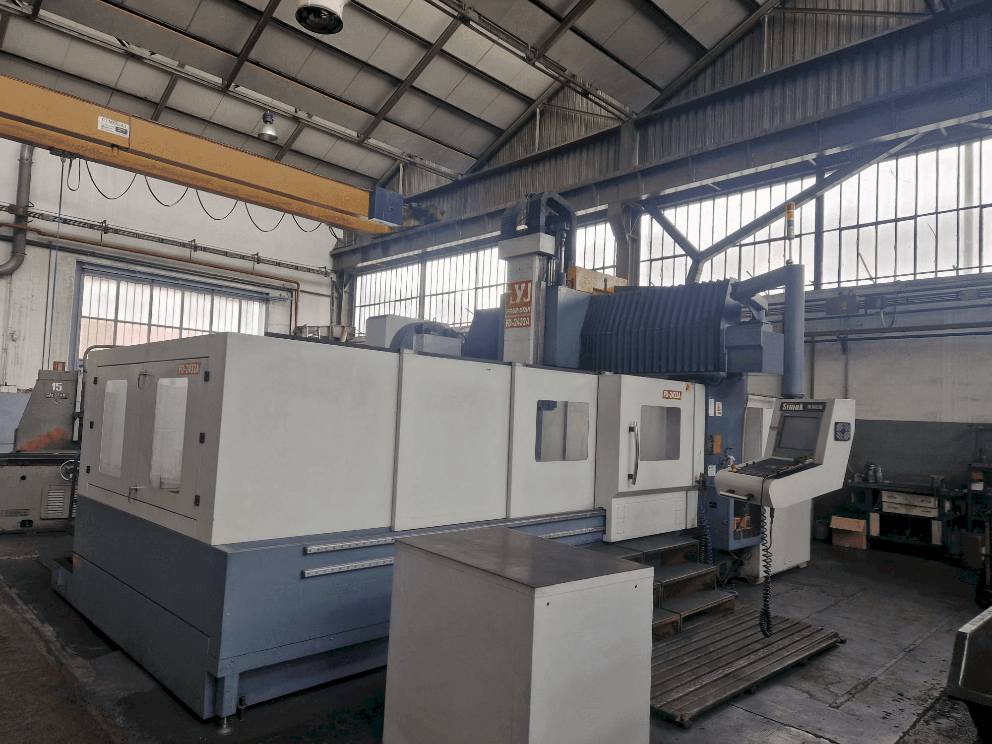 VESTA FD2432A HE Mašinos vaizdas iš priekio