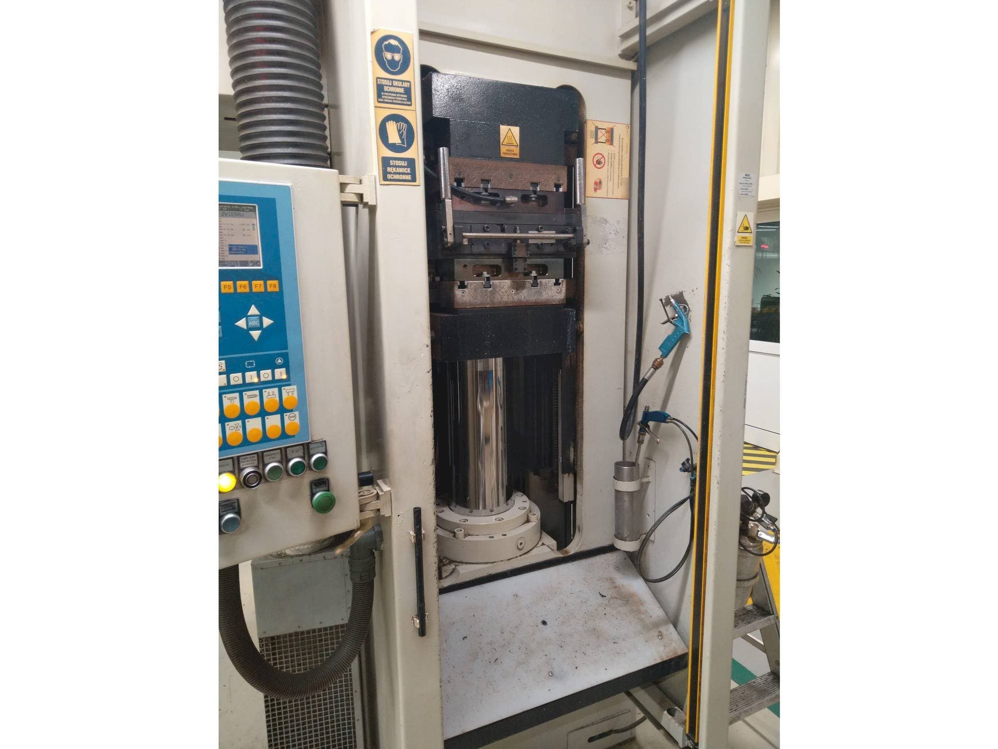 LWB STEINL VRE 1100/1000 Mašinos vaizdas iš kairės pusės