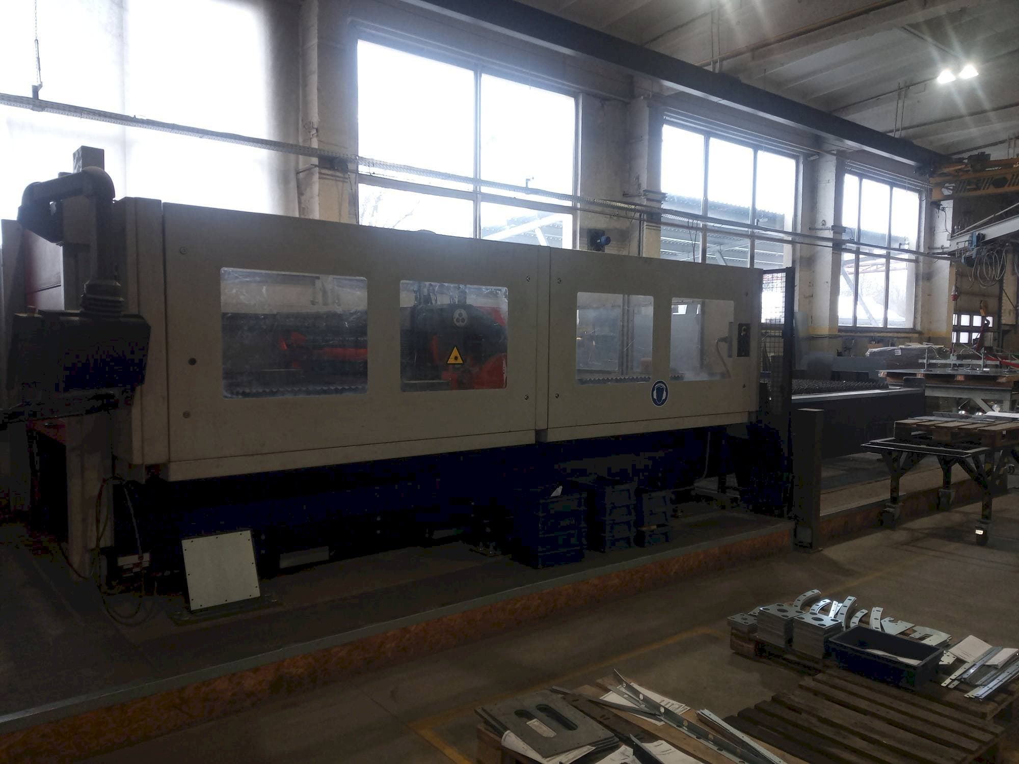 Bystronic Bysprint 3015 Mašinos vaizdas iš priekio