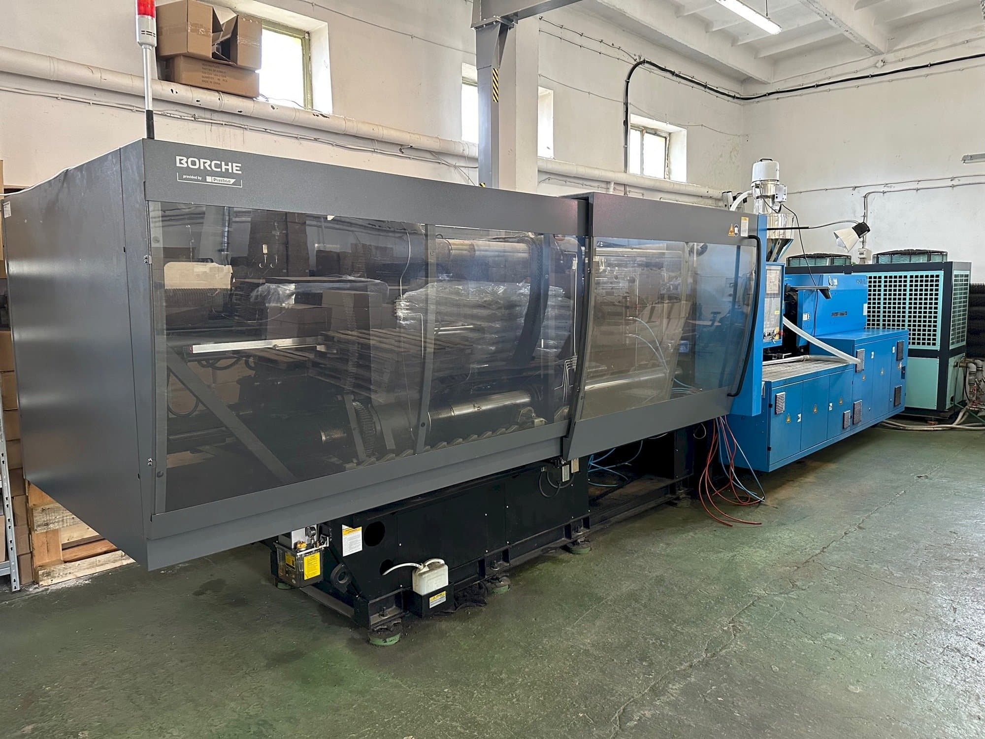 BORCHÊ BS400 Economic Mašinos vaizdas iš priekio