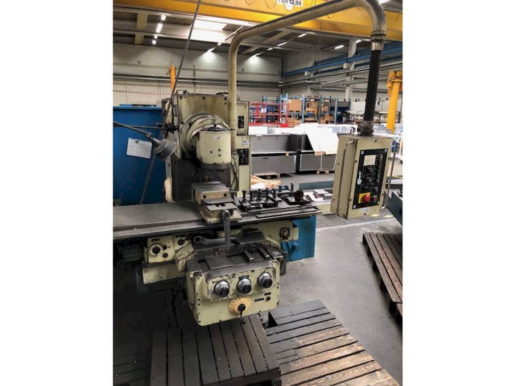 ELEKTRONIK F400-E Mašinos vaizdas iš priekio