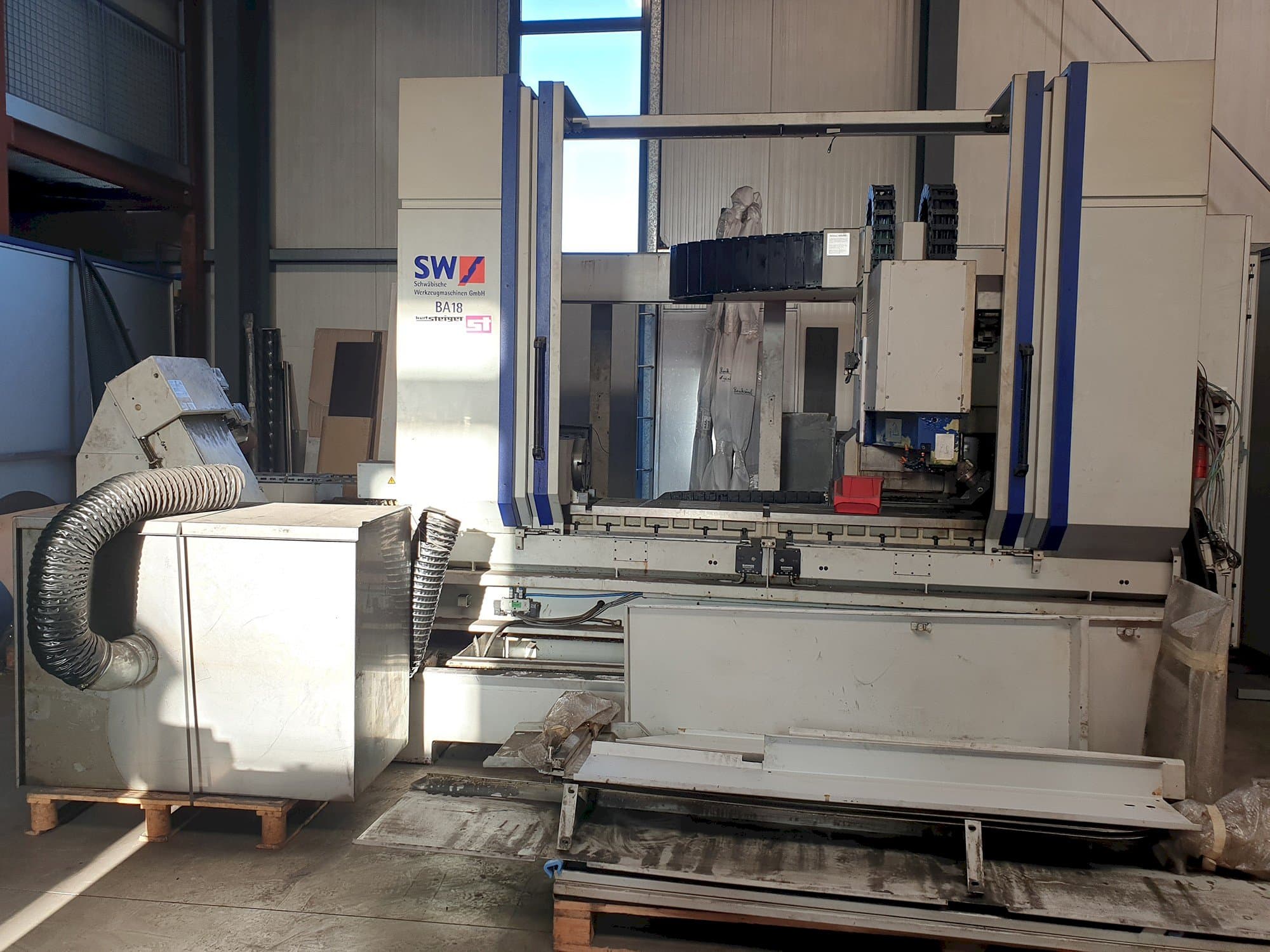 Schwäbische Werkzeugmaschinen Mašinos vaizdasBA 18 iš priekio