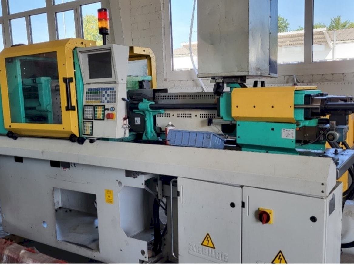 Arburg Allrounder 270S 350-150 Mašinos vaizdas iš priekio