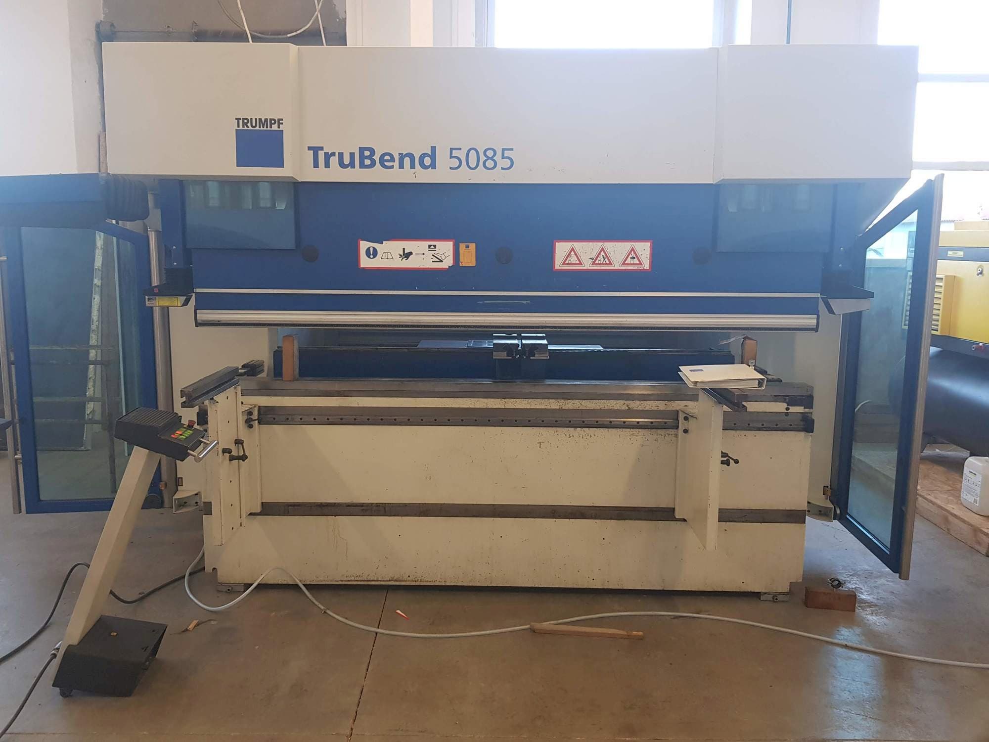 Trumpf TruBend 5085 Mašinos vaizdas iš priekio