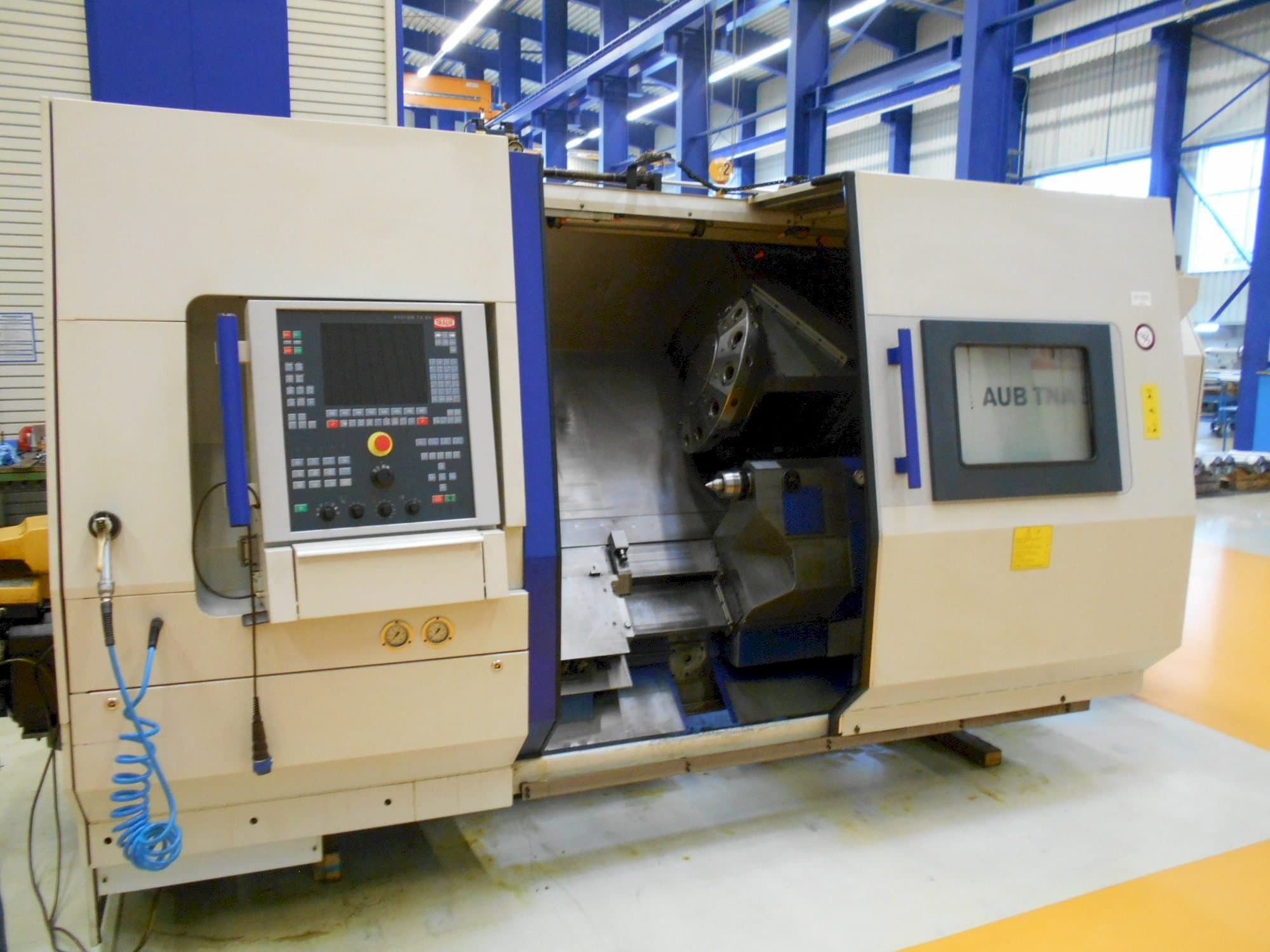 TRAUB TNA 500 Mašinos vaizdas iš priekio