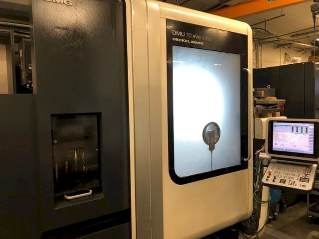DECKEL MAHO DMU 70 eVo Linear Mašinos vaizdas iš priekio