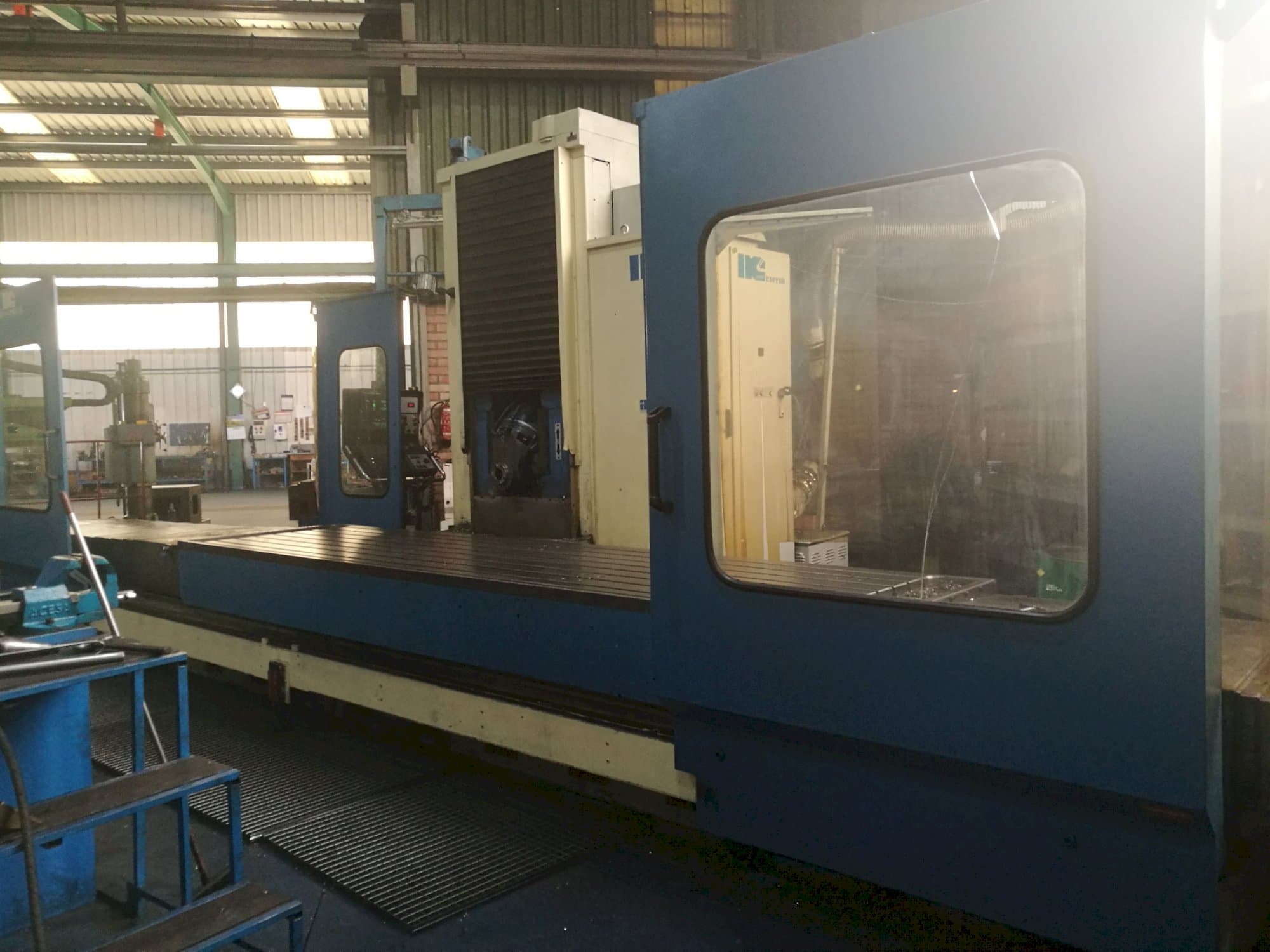 Correa A30/40 Mašinos dešinės pusės vaizdas