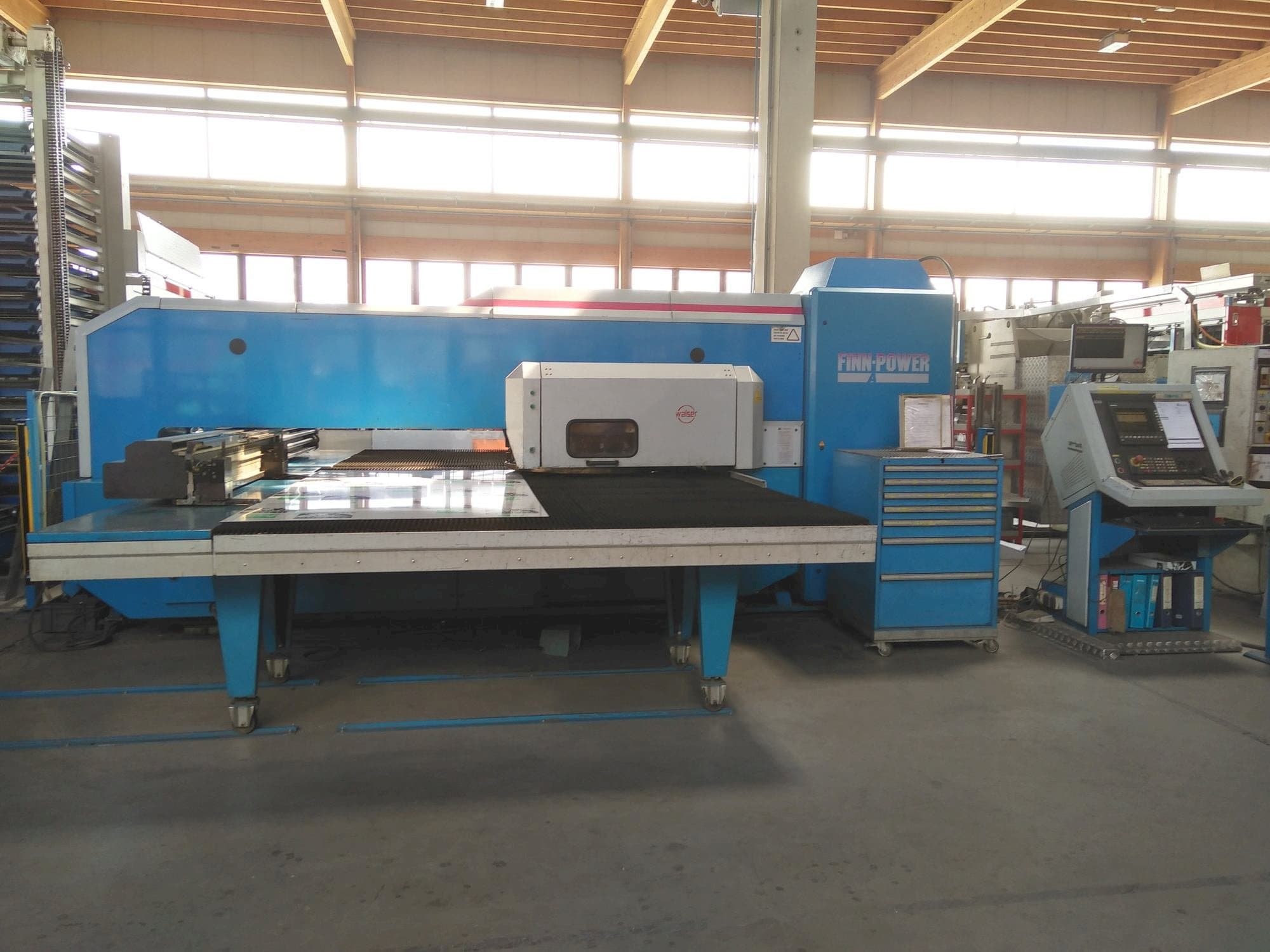 Finn-Power A5-20SB Mašinos vaizdas iš priekio