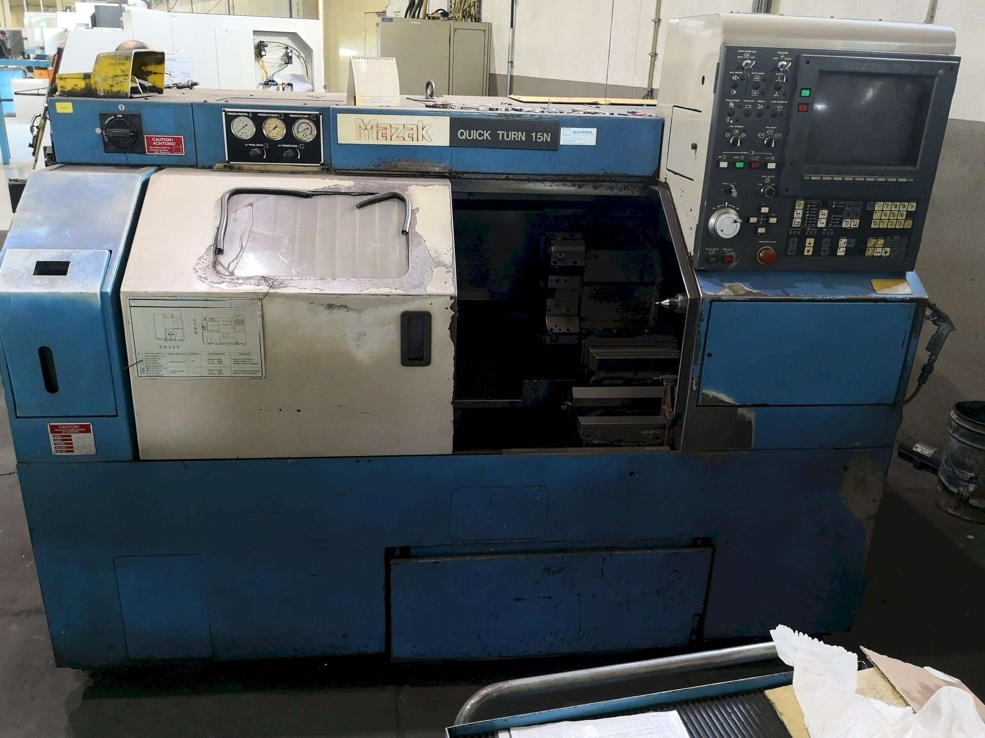 Mazak Quick Turn 15N Mašinos vaizdas iš priekio