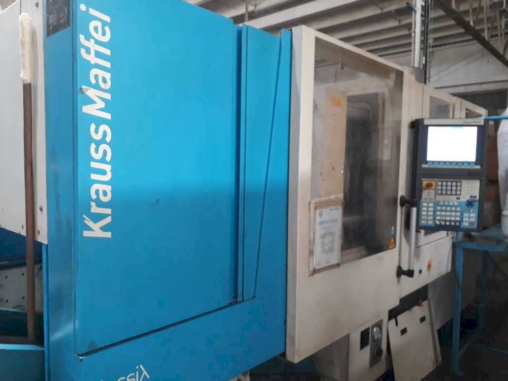 Krauss Maffei 160/750 CX Mašinos vaizdas iš priekio