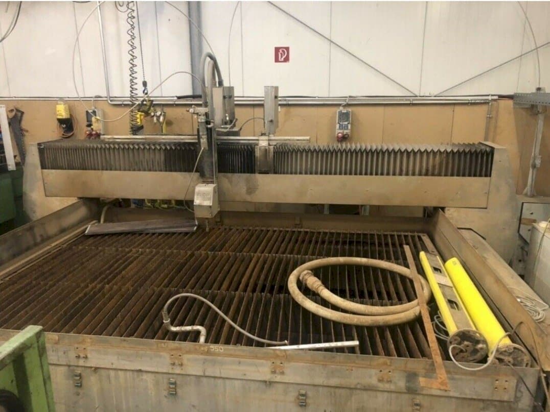 Flow WMCE-3020 Mašinos vaizdas iš priekio