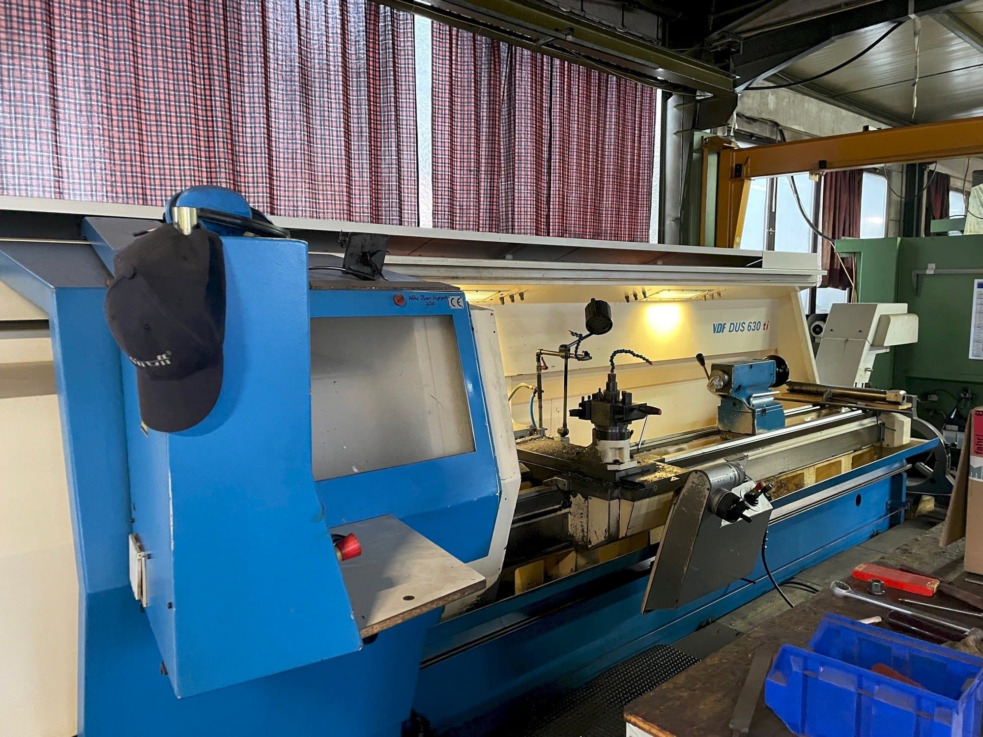 VDF BOEHRINGER Mašinos vaizdas iš priekio