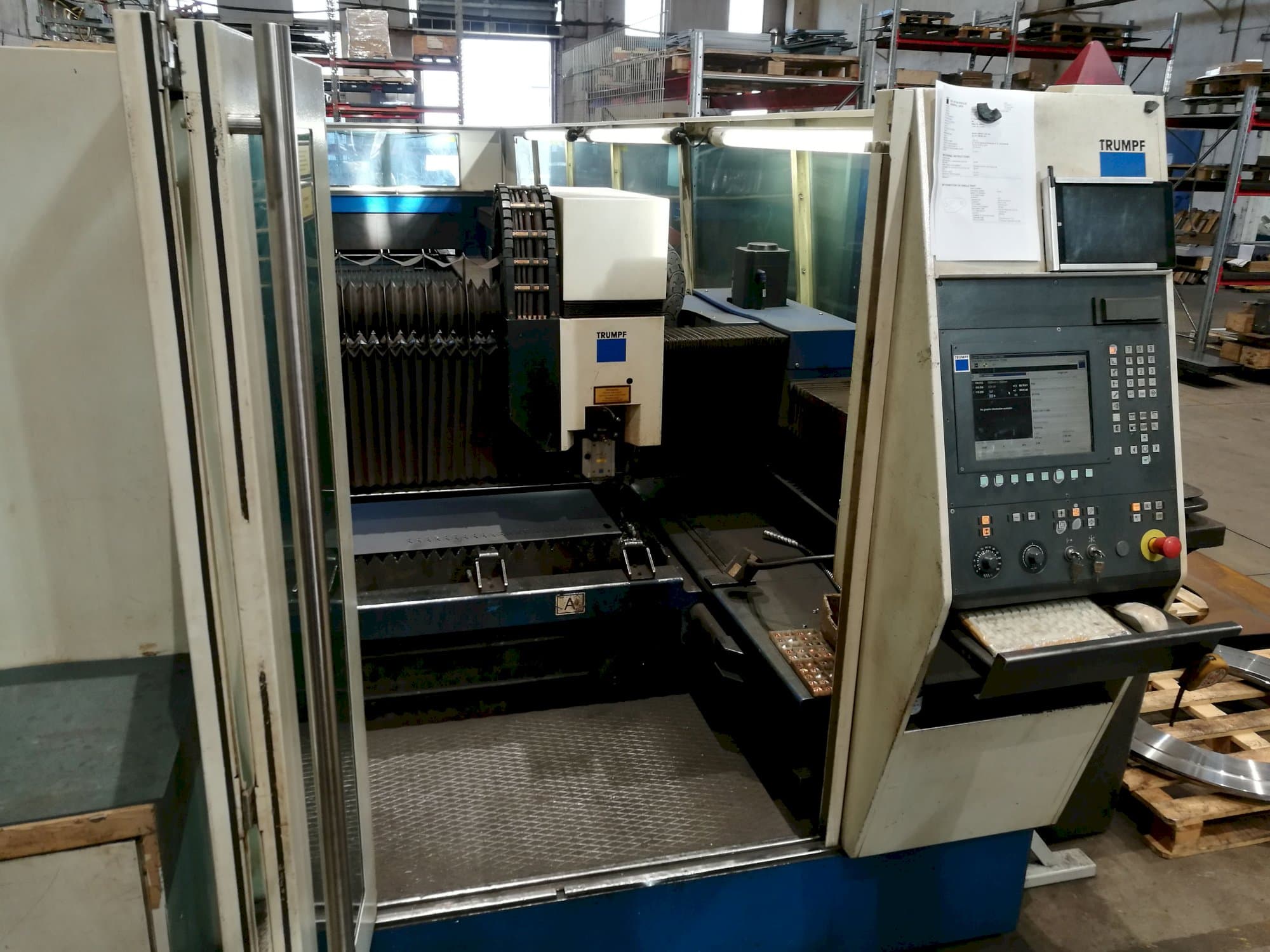 Trumpf TruLaser 5060 Mašinos vaizdas iš priekio