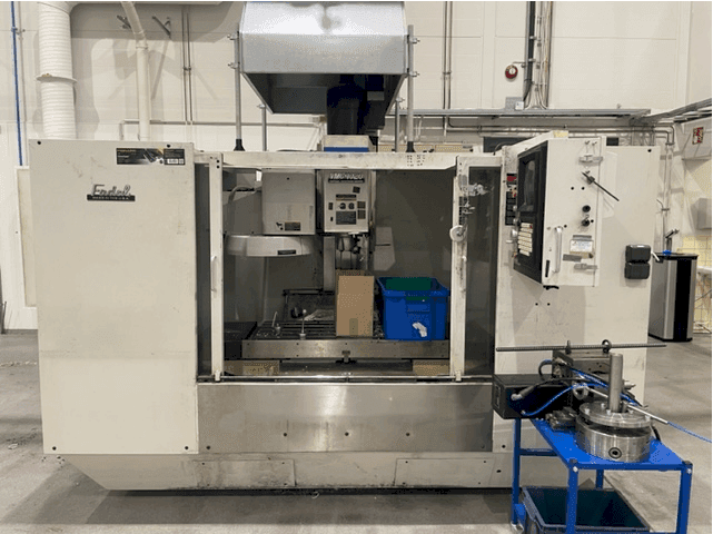 FADAL VMC 4020HT Mašinos vaizdas iš priekio