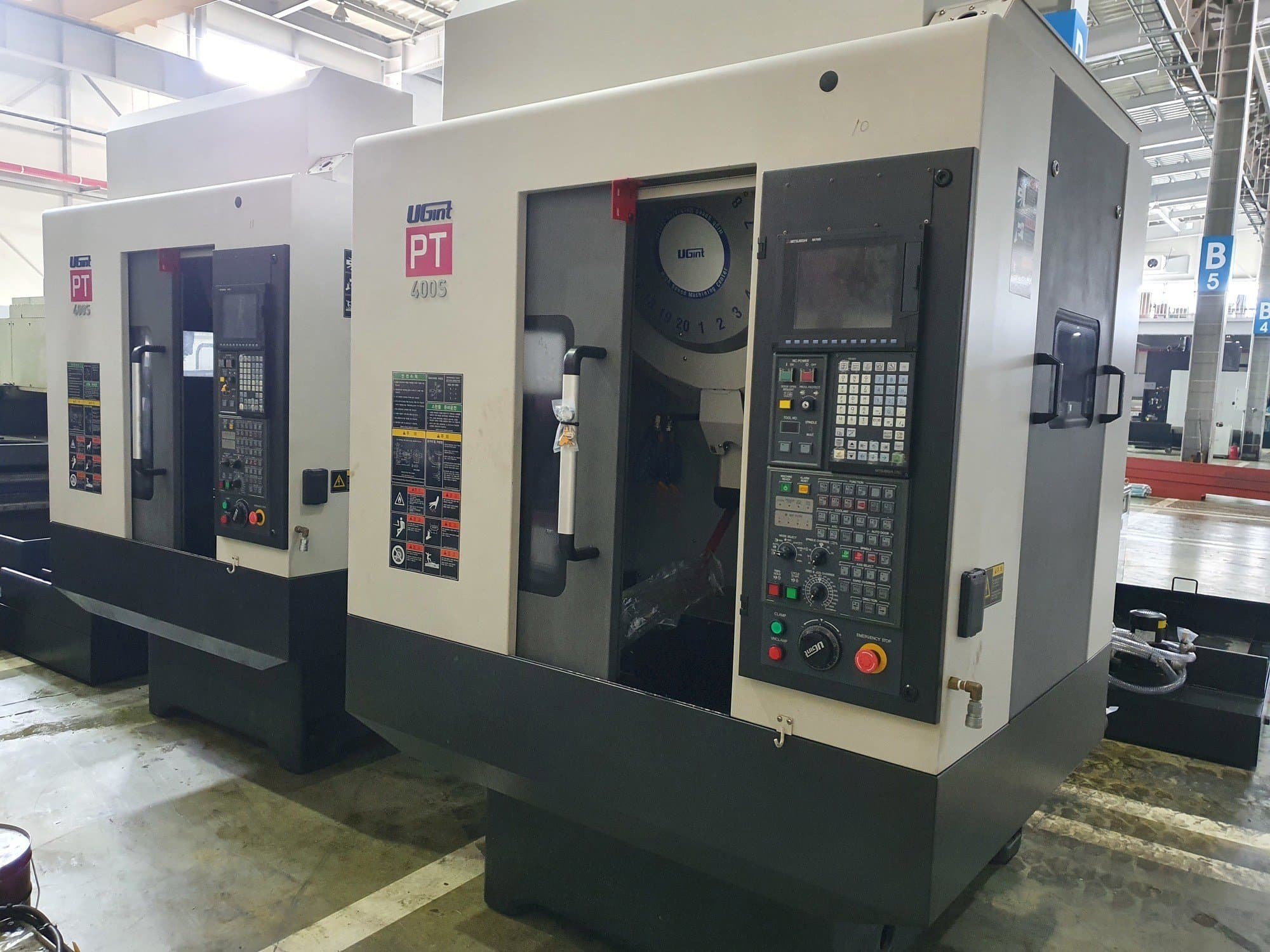 UGINT PT400S Mašinos vaizdas iš priekio