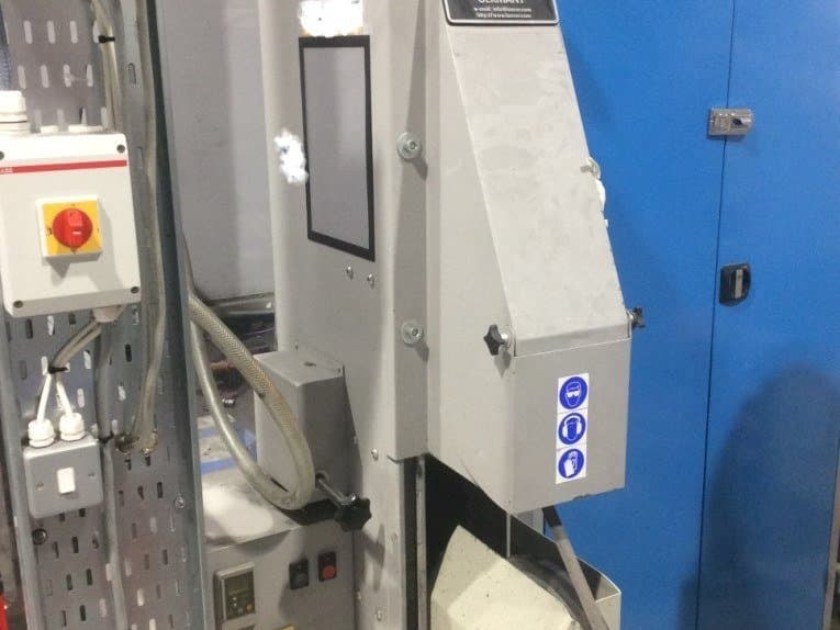 Loeser KS 100 Mašinos vaizdas iš priekio