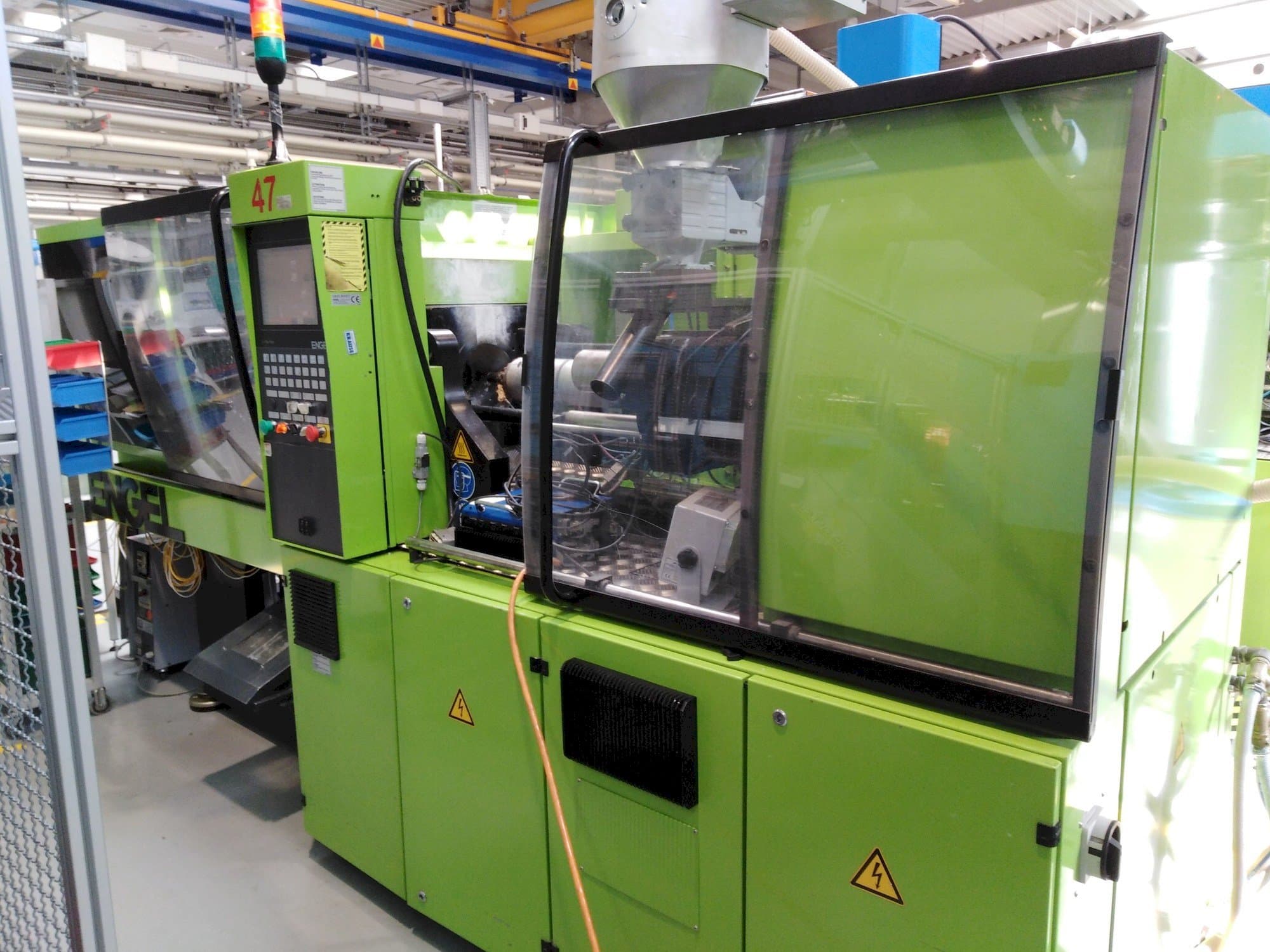 ENGEL Victory 330/80 Focus Mašinos vaizdas iš priekio