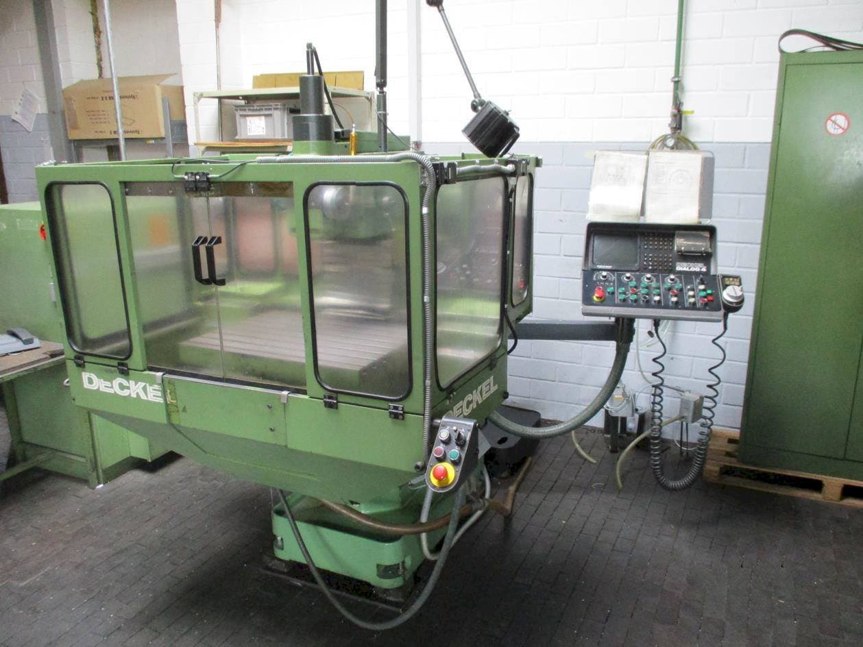 DECKEL FP 3NC Mašinos vaizdas iš priekio