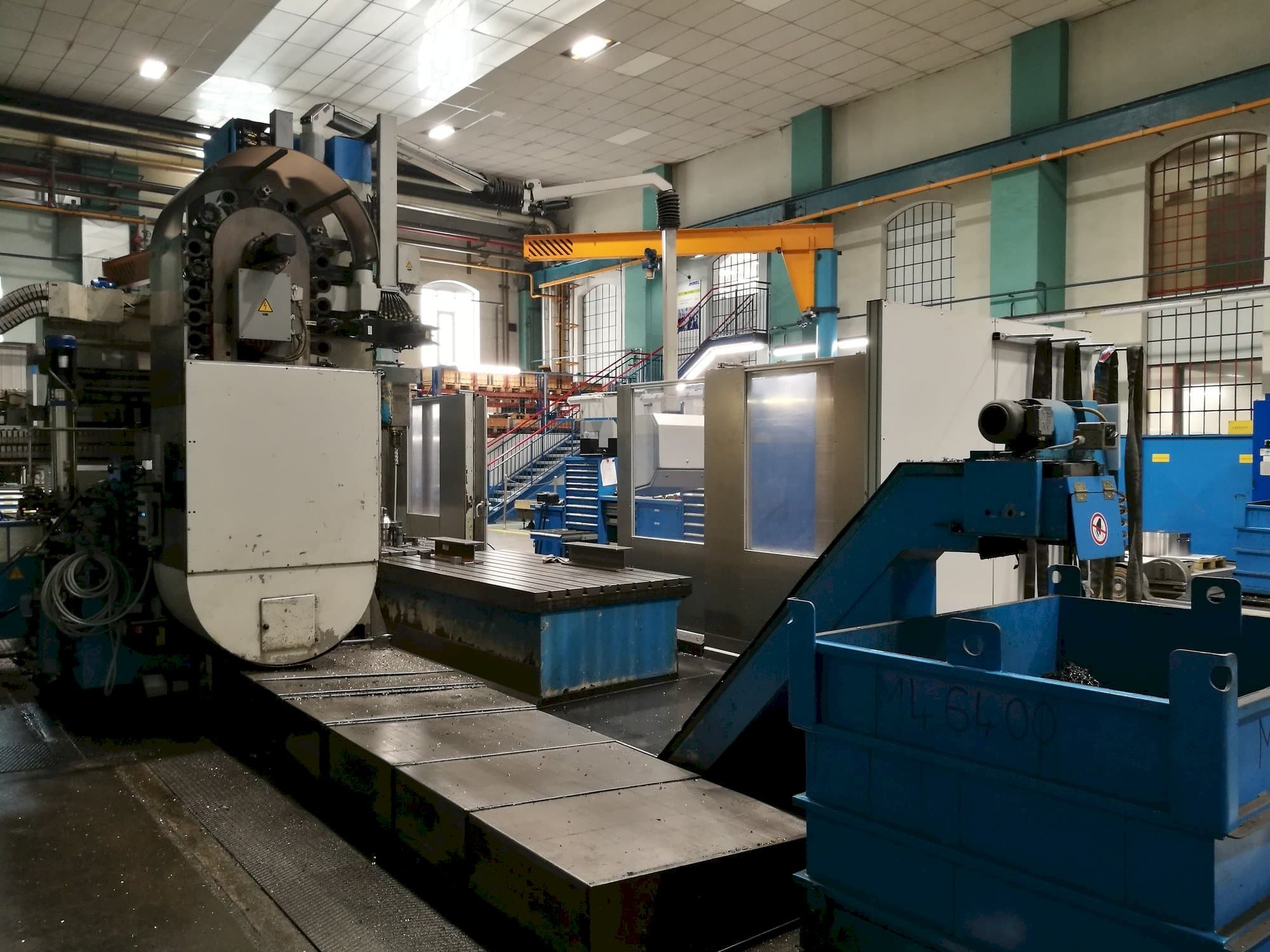 Kekeisen  UFF 5000 Mašinos vaizdas iš priekio