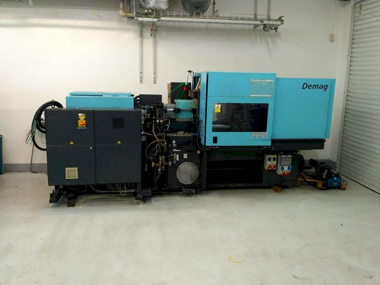 DEMAG Ergotech Concept 800/420-310 Mašinos vaizdas iš priekio