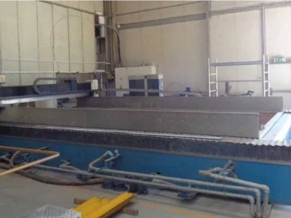 YC Industry YCWJ-3742-L3060 Mašinos vaizdas iš priekio