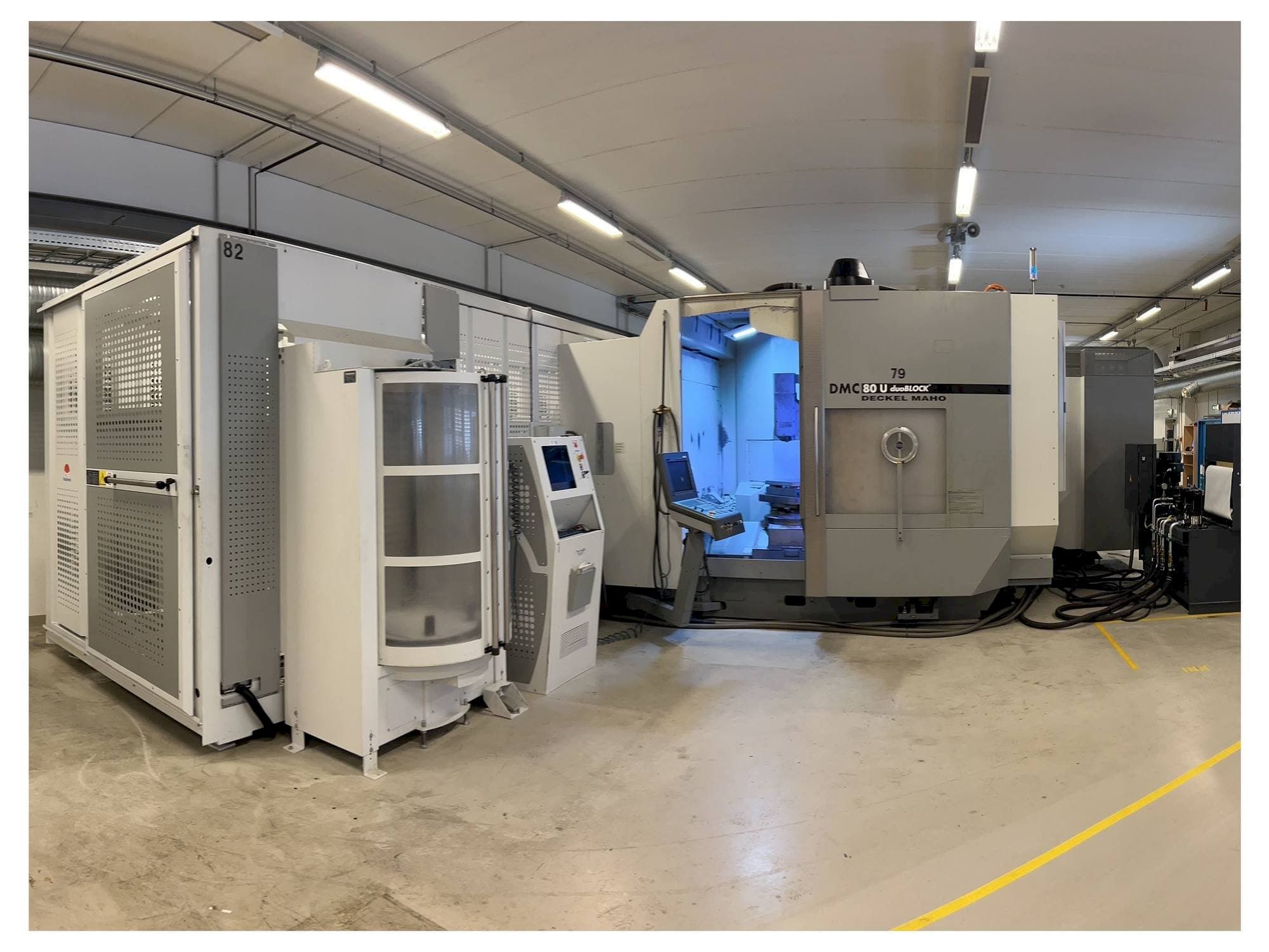 DMG DMC 80 U duoBLOCK Mašinos vaizdas iš priekio