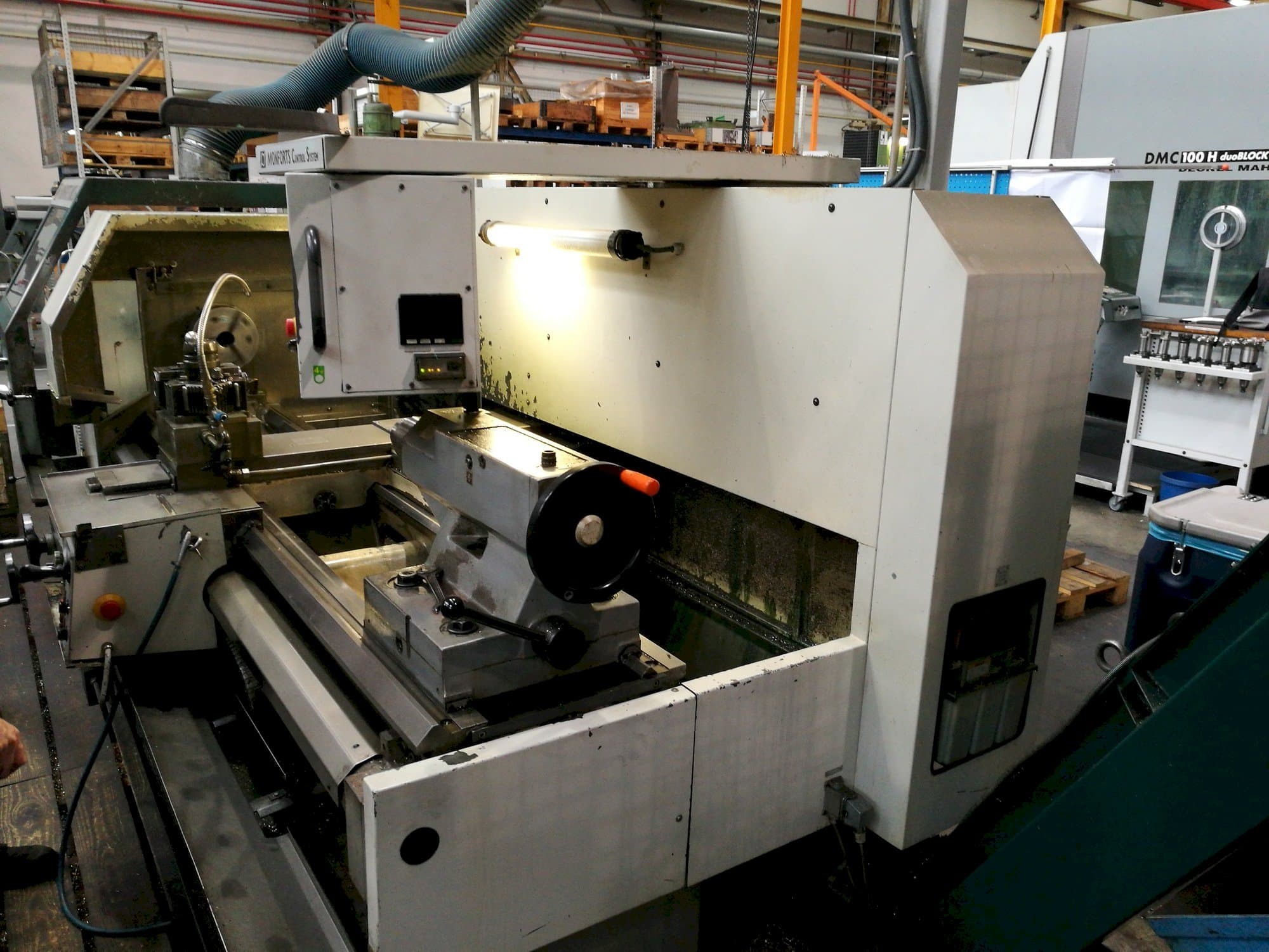 Monforts KNC 6 Mašinos vaizdas iš priekio