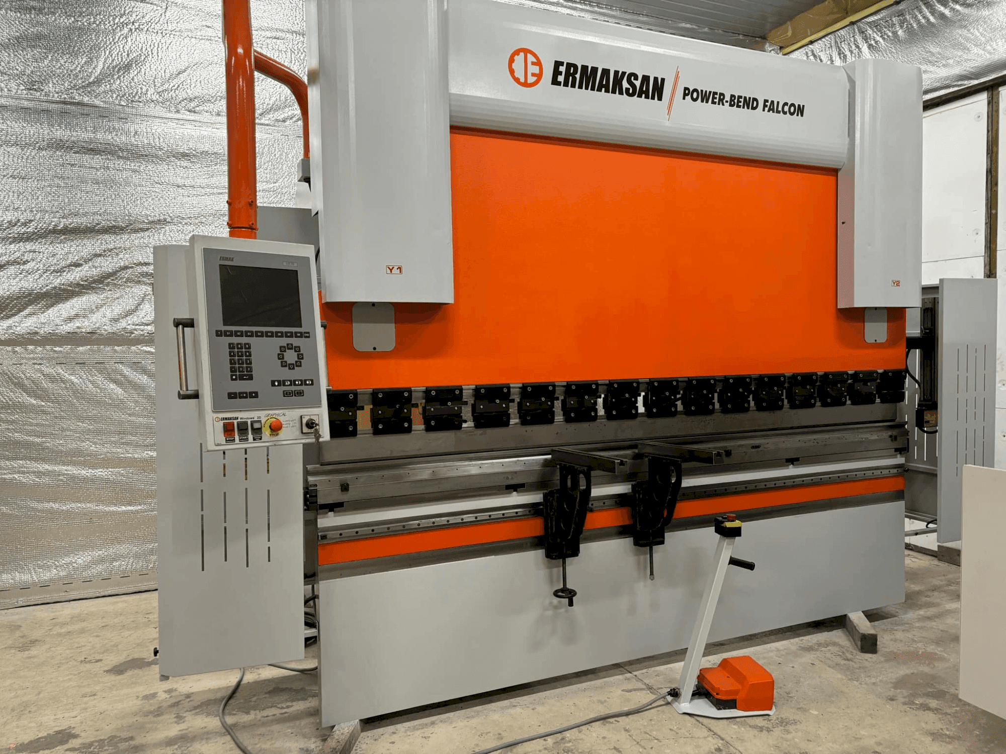 ERMAKSAN POWER-BEND FALCON 3100X175 Mašinos vaizdas iš priekio