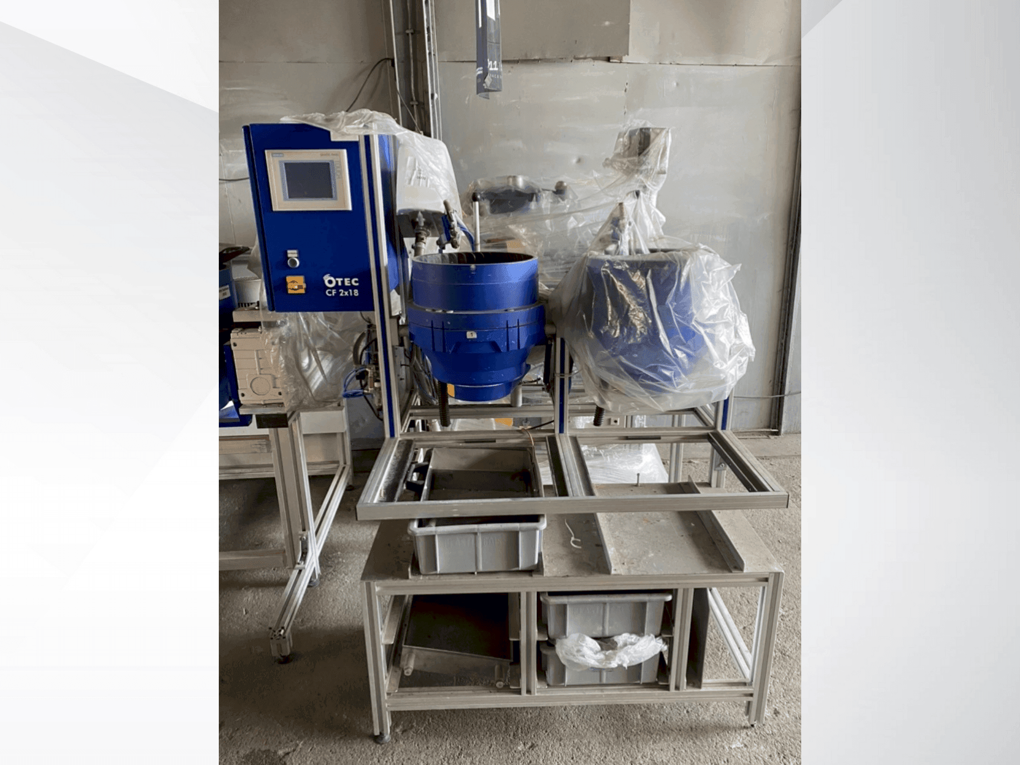 OTEC CF 2x 18 Mašinos vaizdas iš priekio