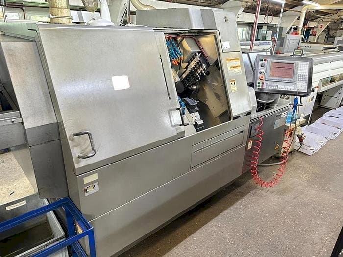 Citizen M32 III Mašinos vaizdas iš priekio