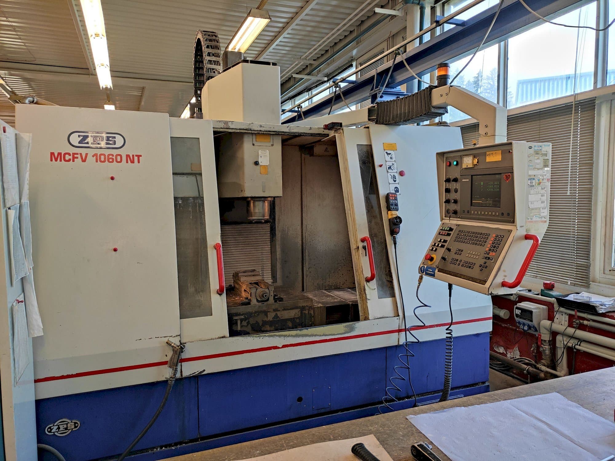 ZPS MCFV 1060 NT Mašinos vaizdas iš priekio