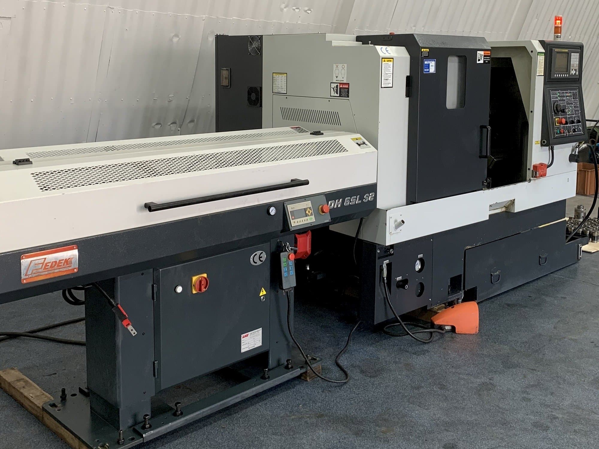 Leadwell T-6 Mašinos vaizdas iš priekio