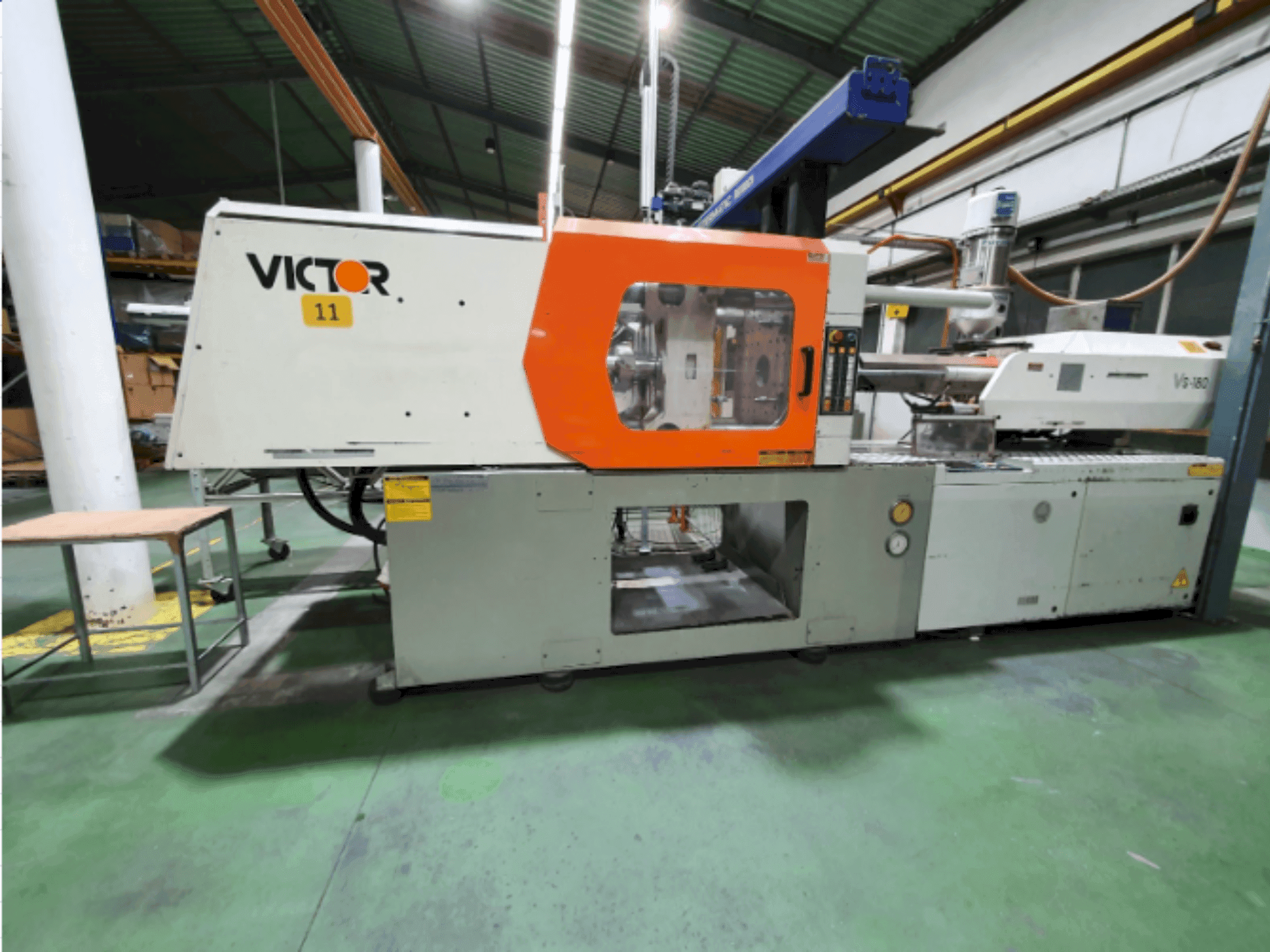 Victor VS180 Mašinos vaizdas iš priekio