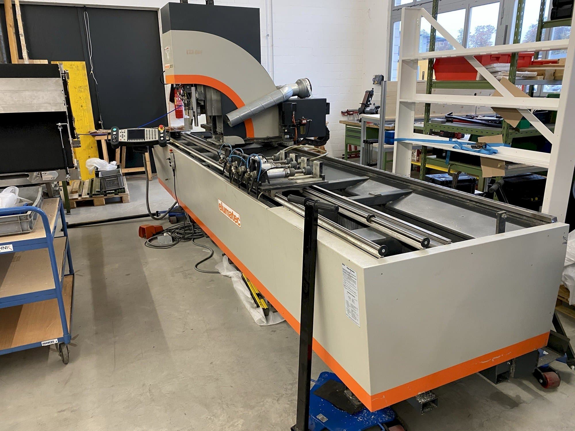 Elumatec SBZ 122/3 Mašinos vaizdas iš priekio