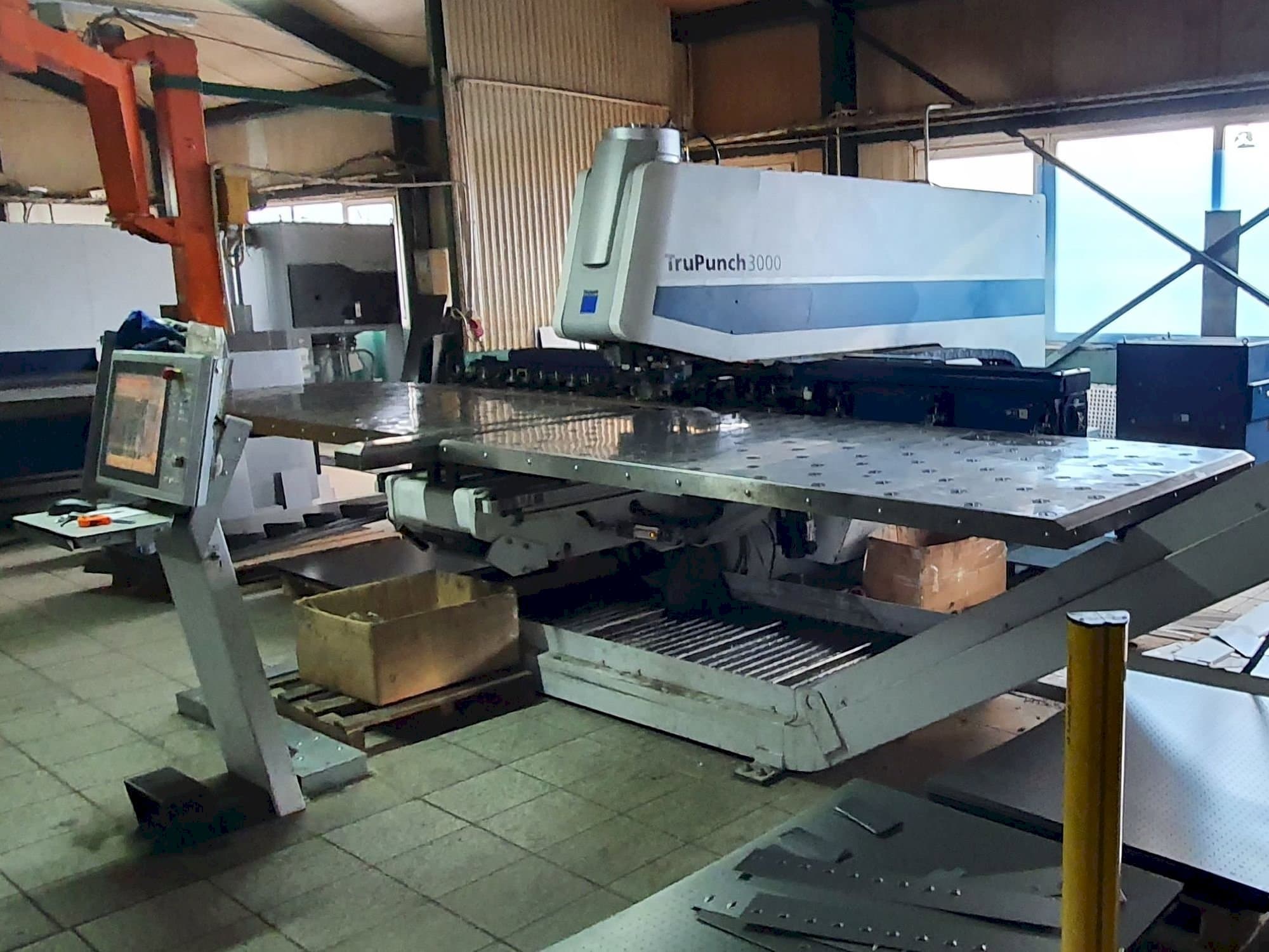 Trumpf TruPunch 3000 S11 Mašinos vaizdas iš priekio