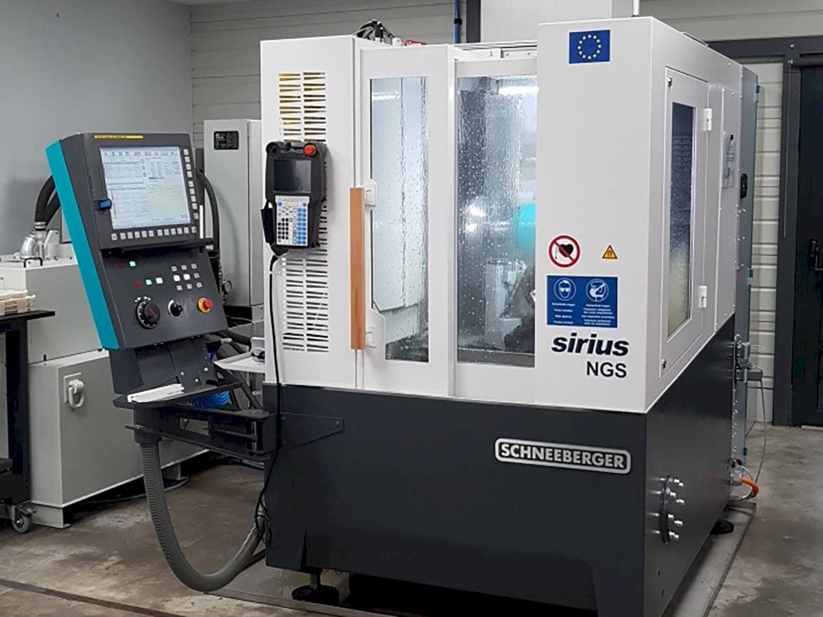 Schneeberger SIRIUS NGS Mašinos vaizdas iš priekio